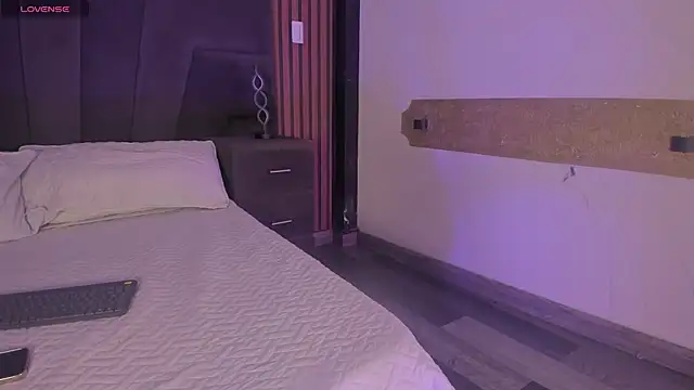 CleoWhite online show from September 22, 5:39 am