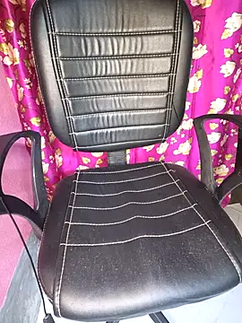 Rumy000123 online show from November 24, 2:19 pm