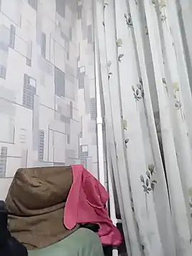 StarNicole online show from March 6, 2:45 pm