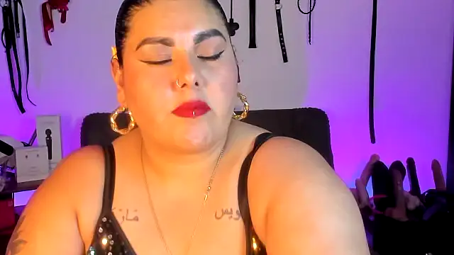AndreaKinky online show from July 2, 10:49 pm