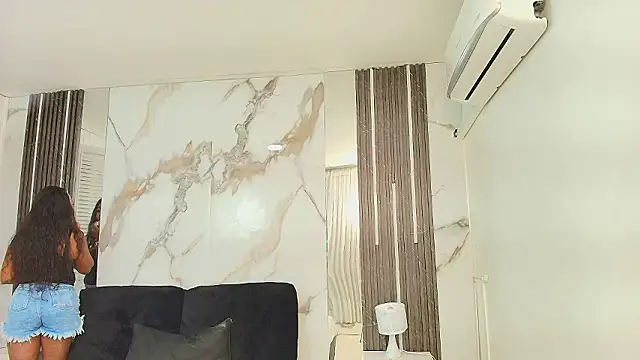 MayaBaker online show from January 16, 9:33 pm