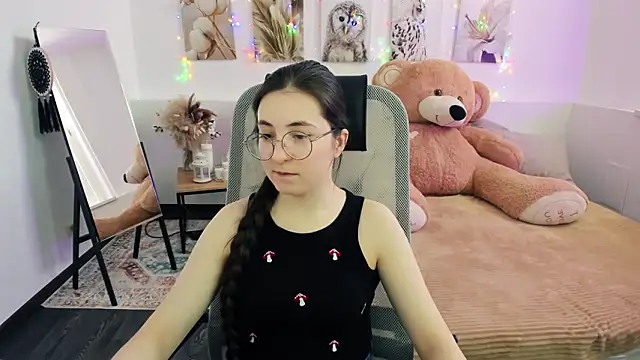 VirtuallVoyant online show from February 24, 7:18 am