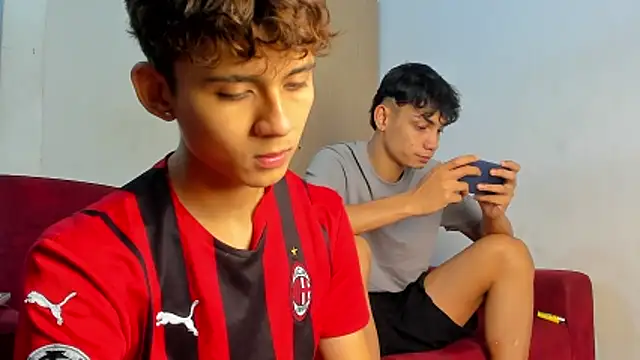 willy sexxx18 online show from June 20, 8:23 pm