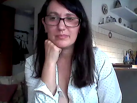 Elena48324 online show from May 29, 5:33 pm