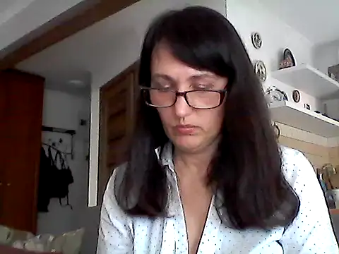 Elena48324 online show from May 17, 1:21 pm