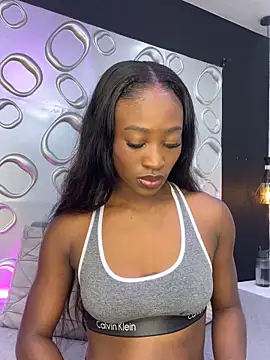 Skylar Smith  online show from February 2, 11:53 am