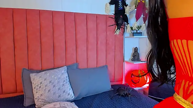 ashley Olsen online show from October 29, 3:11 am