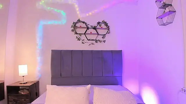 Ambar gh1 online show from December 15, 7:52 pm