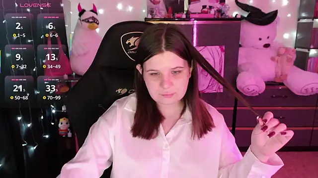 AmyVibess online show from October 17, 8:34 pm