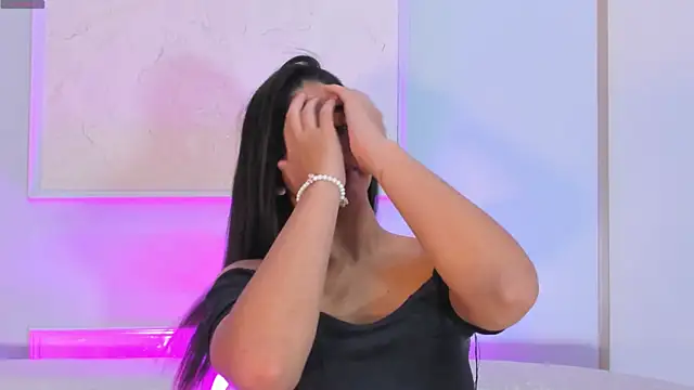 bianca vega  online show from June 10, 11:20 am
