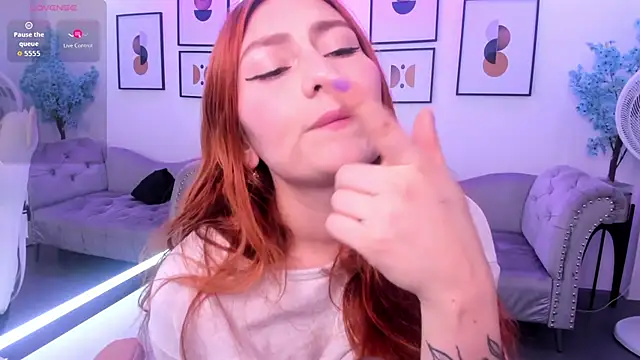 Alicia leclair online show from November 12, 3:48 am