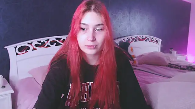 Lili Luuu online show from January 16, 11:06 am