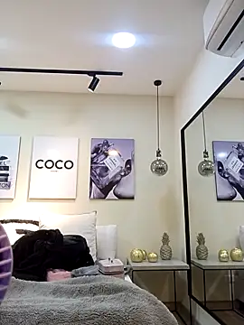 Samantha hotly online show from October 24, 10:44 am