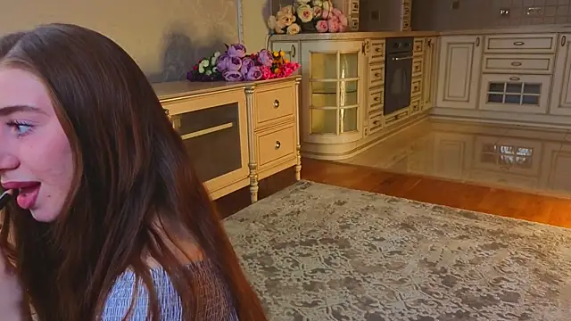 EadlinGillim online show from October 15, 3:31 am