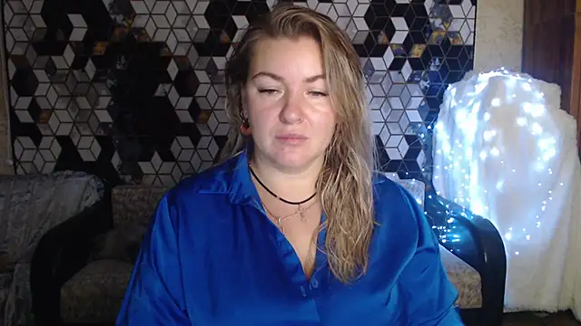 NikaSkylink online show from November 19, 8:20 pm