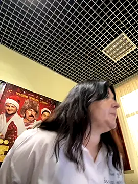 Liza Will online show from November 12, 1:09 pm