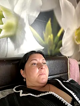 Liza Will online show from October 2, 11:59 am