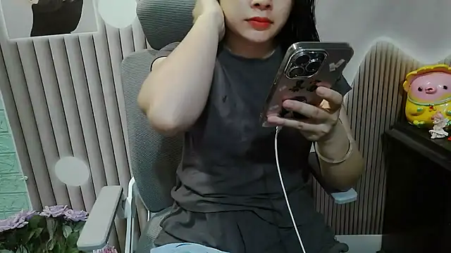 Emachiii online show from October 11, 4:39 am