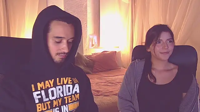 Laila asher online show from November 14, 4:23 am