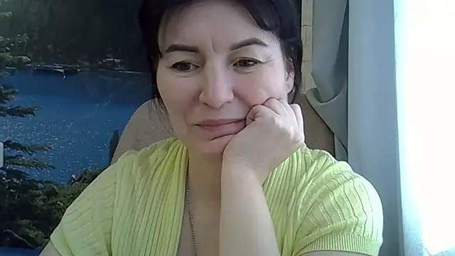 Krystal 82 online show from March 22, 8:20 am