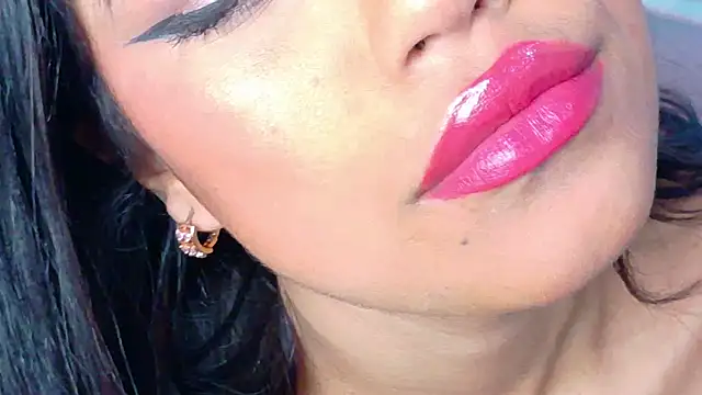 ZafiraRose online show from February 23, 12:15 pm