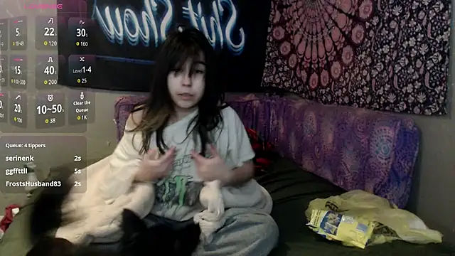 Snapshot of London_Ray chatting on October 4, 6:19 am London Ray online show from October 4, 6:19 am