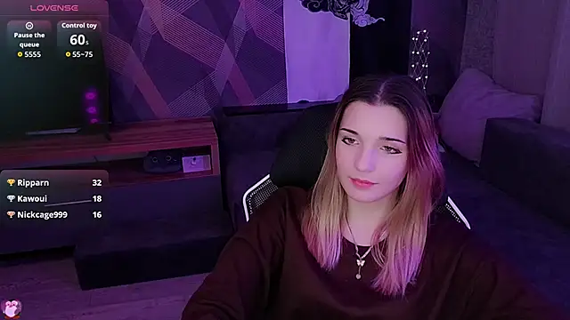 Sandy Belle online show from December 5, 12:43 am