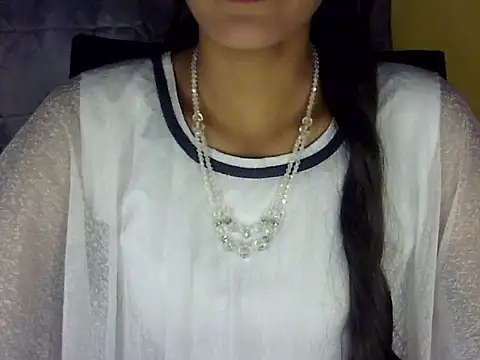 zara Khan0 online show from October 7, 3:05 pm