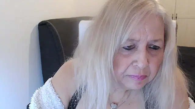 SusiLifeXXX online show from February 22, 9:48 pm