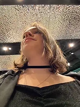 lucy-joy online show from November 21, 12:29 pm