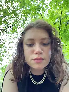 lucy-joy online show from May 13, 9:59 am