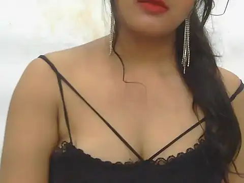 Snapshot of POOJA_199 chatting on October 7, 1:37 pm POOJA 199 online show from October 7, 1:37 pm