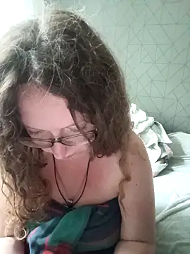 Snapshot of PerpetuaAnastagi chatting on October 7, 2:10 pm PerpetuaAnastagi online show from October 7, 2:10 pm