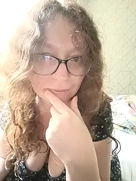 Snapshot of PerpetuaAnastagi chatting on October 12, 1:13 pm PerpetuaAnastagi online show from October 12, 1:13 pm