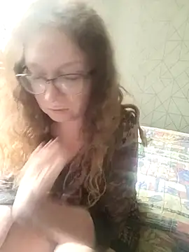 Snapshot of PerpetuaAnastagi chatting on October 15, 11:13 am PerpetuaAnastagi online show from October 15, 11:13 am