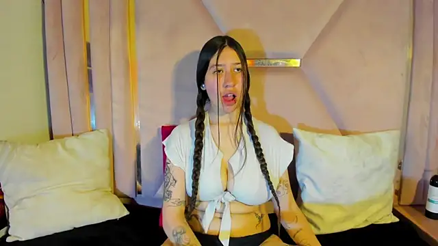 venusmorgan online show from September 15, 4:36 pm