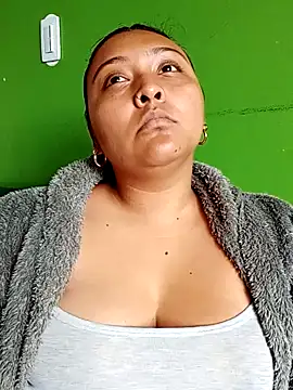 Snapshot of ALANA_150 chatting on September 24, 3:22 pm ALANA 150 online show from September 24, 3:22 pm