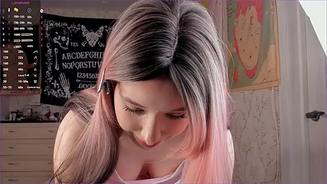 CutiePatoootie online show from October 7, 9:08 pm