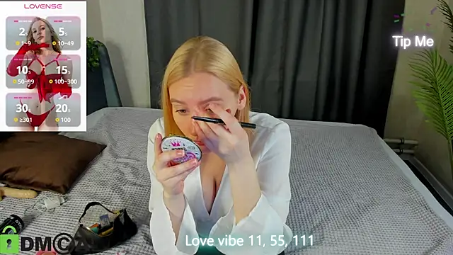 Anna Chelsea online show from November 1, 12:37 am