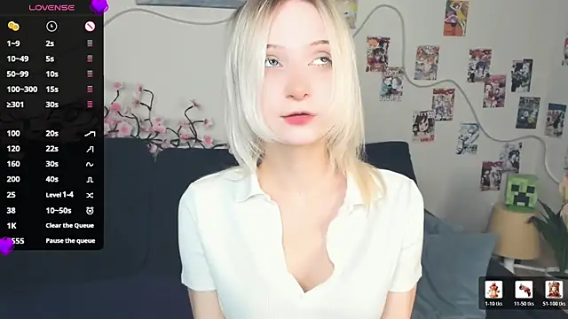 Megan--chan online show from February 27, 6:52 pm