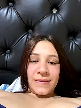 Snapshot of HinataArai chatting on October 10, 8:25 pm HinataArai online show from October 10, 8:25 pm