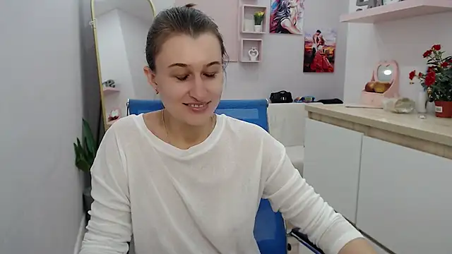 Snapshot of muriel_elvin chatting on October 10, 9:25 am muriel elvin online show from October 10, 9:25 am