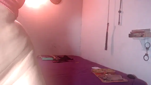 indomitaFox online show from April 14, 4:56 am