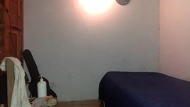 indomitaFox online show from February 20, 2:43 am