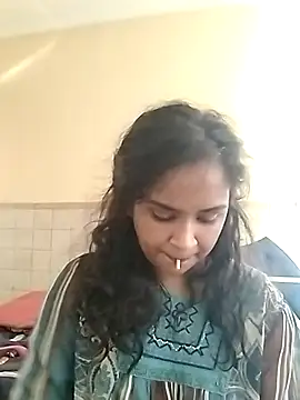 cute indianxo online show from February 3, 6:40 am