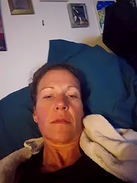 PhynneNicole online show from December 5, 9:54 am