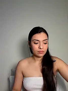 AmaiaSalvatore online show from September 13, 10:18 pm