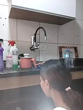 dyjaA online show from November 27, 3:37 pm