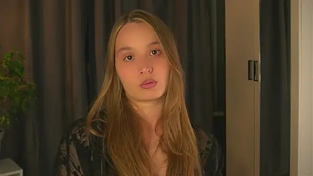 lisa schiele online show from September 26, 8:17 pm