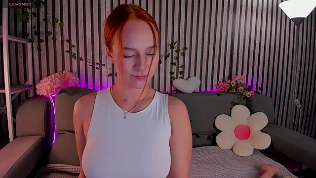 Casey Sweeet online show from July 21, 9:21 am